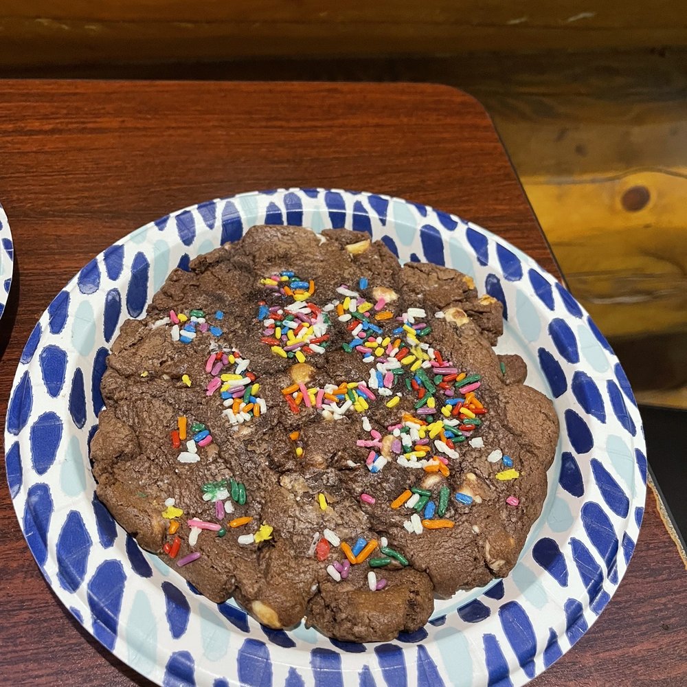 Mt Lemmon Cookie Cabin - Pizza Near Me - Mount Lemmon, Arizona Mt Lemmon Cookie Cabin - Pizza Near Me - Mount Lemmon, Arizona