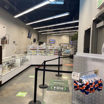 The Green Solution - The Apple store of weed. - Cannabis Dispensaries Near Me - Denver, Colorado