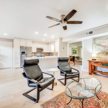 Texas Hardwood Flooring - Living Room - Flooring Near Me - Dallas, Texas Texas Hardwood Flooring - Living Room - Flooring Near Me - Dallas, Texas