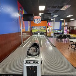 Surfside Bowling & Billiard Center - 3.12.23