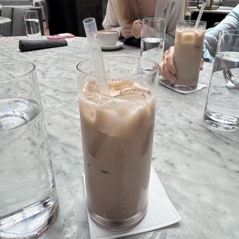3 Arts Club Cafe at RH Chicago - Iced chai - Cafes Near Me - Chicago, Illinois 3 Arts Club Cafe at RH Chicago - Iced chai - Cafes Near Me - Chicago, Illinois