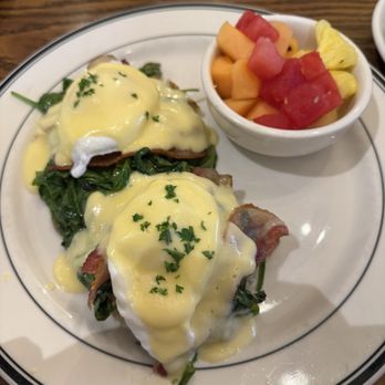 Mimi's Cafe - Potato Florentine Benedict - Breakfast & Brunch Near Me - Albuquerque, New Mexico