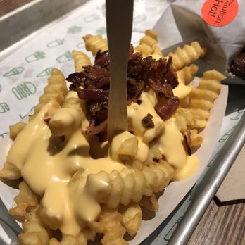 Shake Shack Cross County - Burgers Near Me - Yonkers, New York Shake Shack Cross County - Burgers Near Me - Yonkers, New York