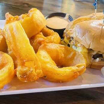 Fronk's - Burgers Near Me - Bellflower, California