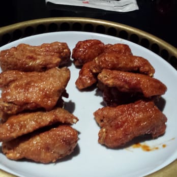 Bonchon Cambridge - John F Kennedy St - Half soy garlic half spicy wings - Korean Near Me - Cambridge, Massachusetts