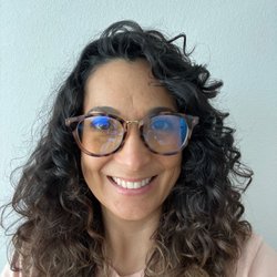 The Mirror & I Salon - Fresh curly cut for the weekend