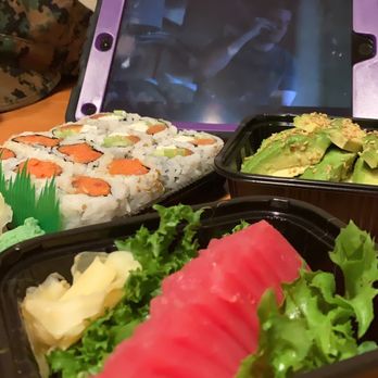 Hokkaido - Spicy tuna roll (no crunch) Philadelphia roll Tuna Sashimi Side of avocado - Japanese Near Me - Jacksonville, North Carolina Hokkaido - Spicy tuna roll (no crunch) Philadelphia roll Tuna Sashimi Side of avocado - Japanese Near Me - Jacksonville, North Carolina