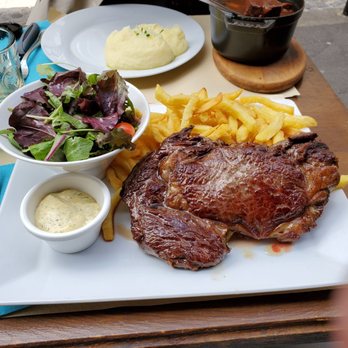 La Cave Gourmande - Rib Steak frites et beef bourguignon - Bistros Near Me - Paris, 75