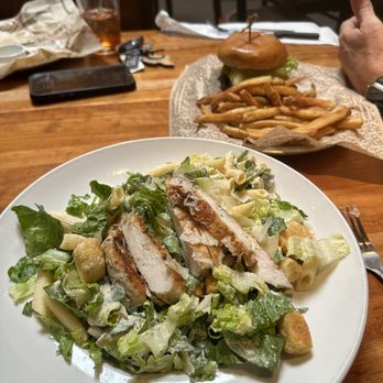 Cheddar's Scratch Kitchen - Caesar Pasta Salad with Chicken & Classic Cheeseburger with Fries - American Near Me - Fort Worth, Texas