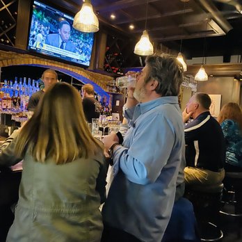 Fire + Wine - Bar - Tapas/Small Plates Near Me - Glen Ellyn, Illinois