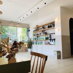 Café Pista - Interior of the cafe! Lots of selection of coffee making products as well as PISTA coffee beans!