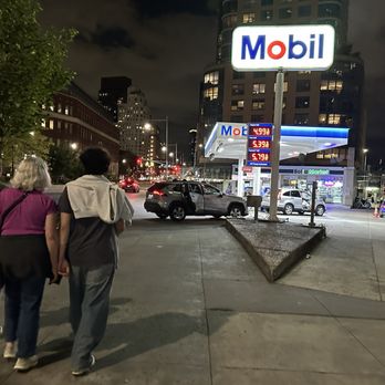 Mobil - $4.99 on 7/26/24 - Gas Stations Near Me - Brooklyn, New York Mobil - $4.99 on 7/26/24 - Gas Stations Near Me - Brooklyn, New York