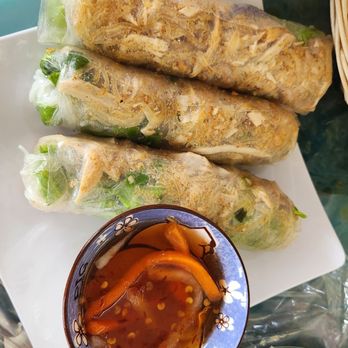 Saigon Chillin - Bi cuon - Ice Cream & Frozen Yogurt Near Me - Houston, Texas