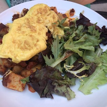 Esencia Urban Kitchen - Chorizo hash - Cafes Near Me - Chicago, Illinois