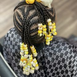 Truss Beauty Salon