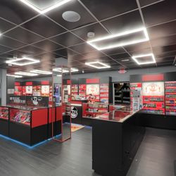 JR Vapors & Tobacco
