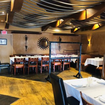 Ambiyan - Inside - Indian Near Me - Unionville, Ontario