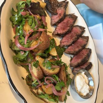 HANK’S DOWNTOWN DIVE - Updated February 2026 - 137 Photos & 105 Reviews