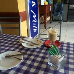 Pane Fresco - You can dine in.