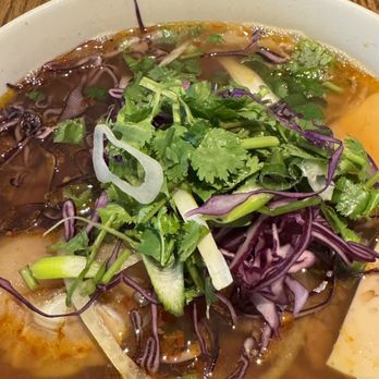 Anh and Chi - Vietnamese Near Me - Vancouver, British Columbia