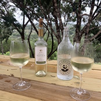 El Gaucho Winery - Something for the sweet wine lover. This white wine option is crisp and fresh! - Wineries Near Me - Spicewood, Texas