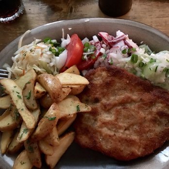 Chata Swojsko Strawa - Schabowy - pork patty with roasted potatoes and salads. Amazing! - Modern European Near Me - Lublin, LU Chata Swojsko Strawa - Schabowy - pork patty with roasted potatoes and salads. Amazing! - Modern European Near Me - Lublin, LU