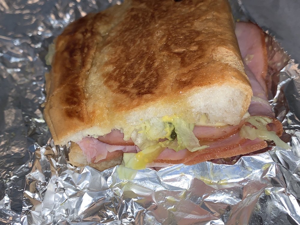 Strawberry Hut, Lakeland Roadtrippers