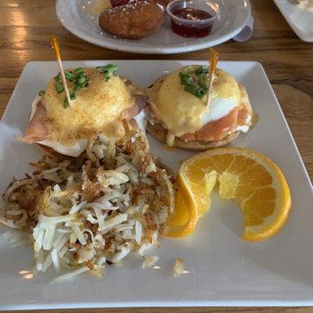 b&D’s - Nova Scotia Benedict with hashed brown and scones - Breakfast & Brunch Near Me - Park City, Utah b&D’s - Nova Scotia Benedict with hashed brown and scones - Breakfast & Brunch Near Me - Park City, Utah