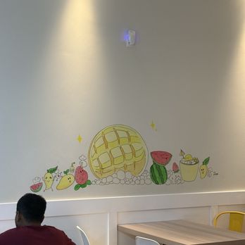 Hui Lau Shan - Inside - Desserts Near Me - Carrollton, Texas