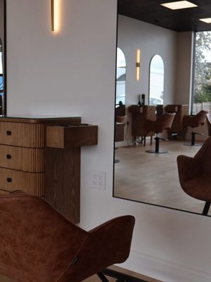 The Neutral Beauty Lounge