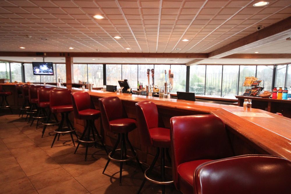 GREENSBORO NATIONAL BAR & GRILL Updated August 2024 330 Niblick Dr