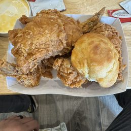 4 Piece, wasn't bad had decent flavor but kinda oily 4 Piece, wasn't bad had decent flavor but kinda oily