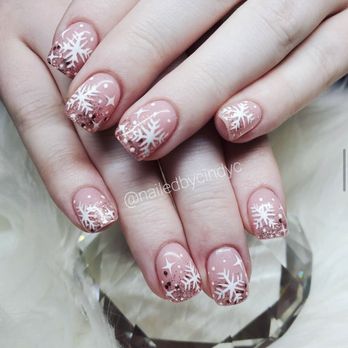 Hollywood Nails & Spa - Christmas nails by Cindy 2022 - Nail Salons Near Me - Franklin, Tennessee