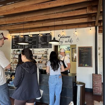 Clingans Junction-  cabins + coffee - Coffee & Tea Near Me - Squaw Valley, California