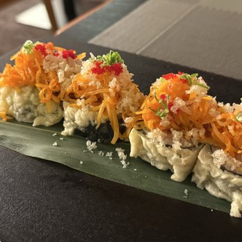 Aki Japanese Cuisine - Las Vegas Roll - Sushi Bars Near Me - Brookfield, Connecticut