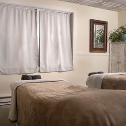 Camden Maine Massage Therapy - Our tables are heated in winter and air conditioned in summer!
Enjoy a deeply relaxing Couple's Massage!