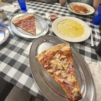 Lenny's New York Pizza - Pizza Near Me - Ormond Beach, Florida