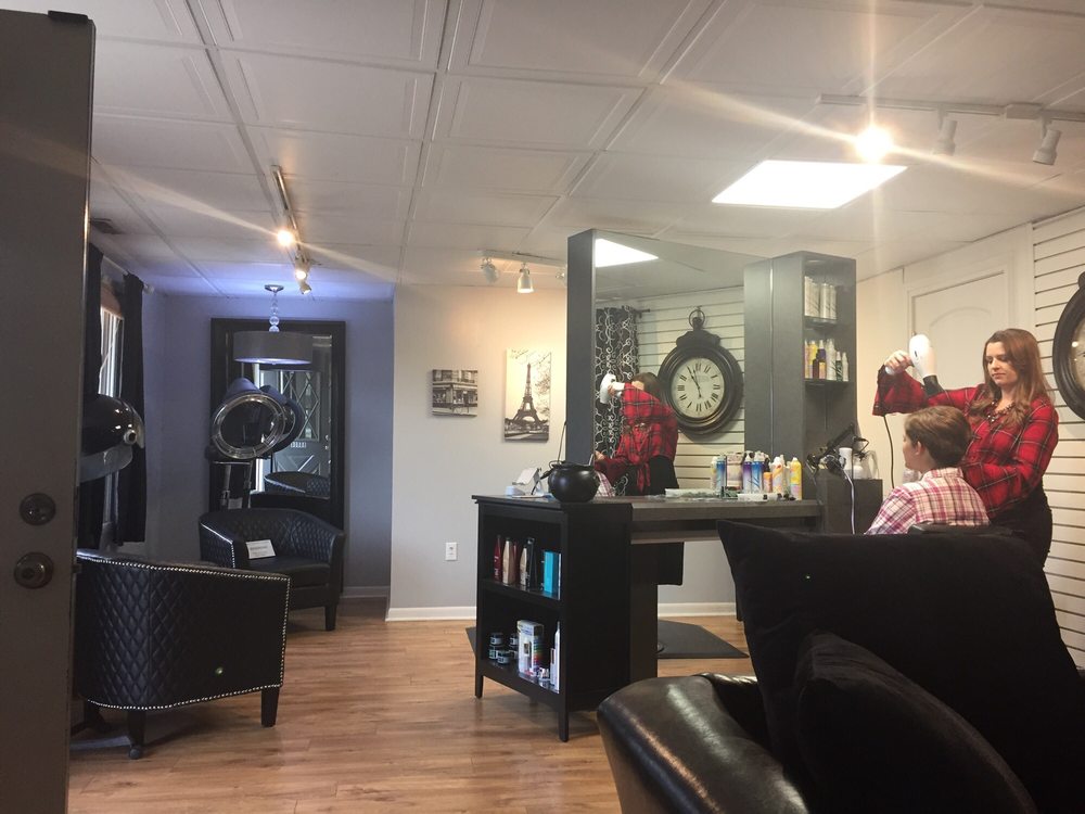 Rebel Salon & Spa Logo