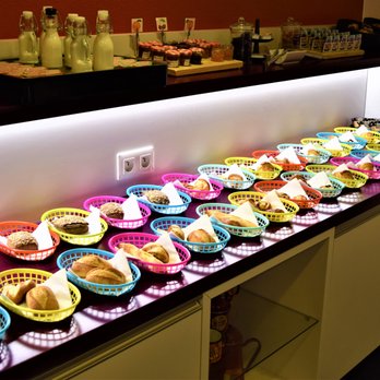 Comfort Hôtel - Rolls, pastries & condiments - Hotels Near Me - Colmar, 68