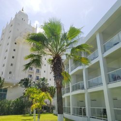 Simply Amazing Experiences - Riu Palace Antillas Resort