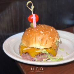 Luxe Bar & Grill - Luxe Burger