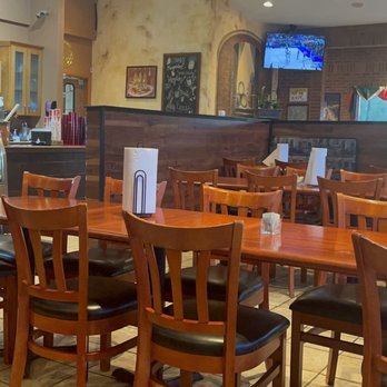 Birrieria Grumpys - Mexican Near Me - Tukwila, Washington