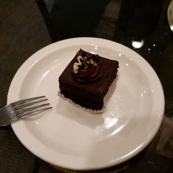 Le Chocolat Du Bouchard - Free sample dessert for debut lunch menu! - Chocolatiers & Shops Near Me - Naperville, Illinois