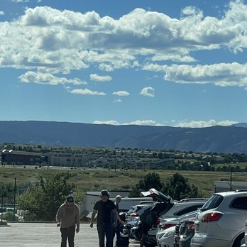 Outlets at Castle Rock - Outlet Stores Near Me - Castle Rock, Colorado