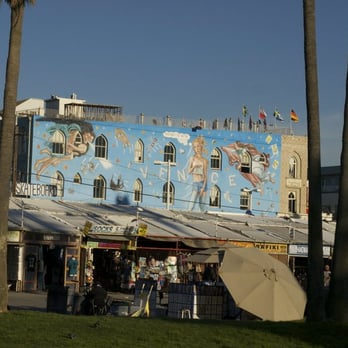 Samesun Venice Beach - The Cotel from the Venice Boardwalk - Hostels Near Me - Venice, California Samesun Venice Beach - The Cotel from the Venice Boardwalk - Hostels Near Me - Venice, California