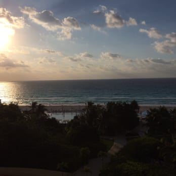 Live Aqua Resort - Sunrise from our room - Resorts Near Me - Cancún, ROO