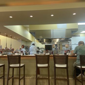 Liliha Bakery - Open kitchen - Bakeries Near Me - Pearl City, Hawaii Liliha Bakery - Open kitchen - Bakeries Near Me - Pearl City, Hawaii