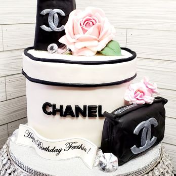 Nanakakes By kim - Chanel kakes! - Custom Cakes Near Me Nanakakes By kim - Chanel kakes! - Custom Cakes Near Me
