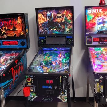 Herrmann Brewthers - a row of pinball machines - Brewpubs Near Me - Indianapolis, Indiana Herrmann Brewthers - a row of pinball machines - Brewpubs Near Me - Indianapolis, Indiana