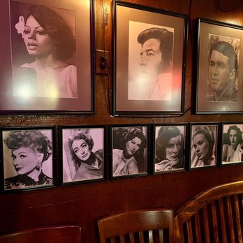 Beef 'N Bottle - Interior photos @feisty.eats - Steakhouses Near Me - Charlotte, North Carolina